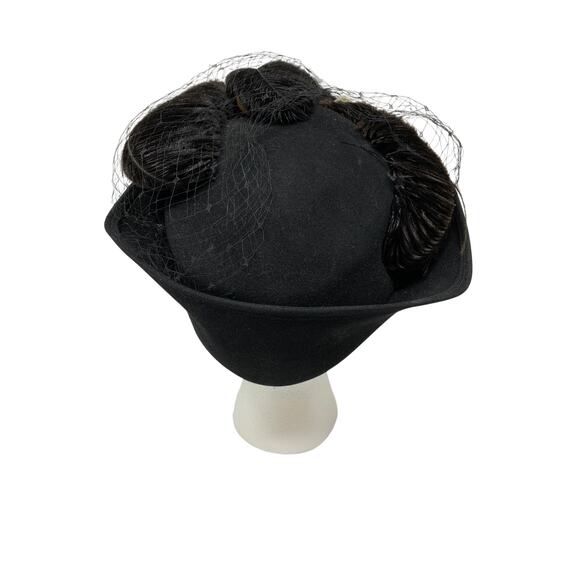Vintage Karo New York Black Felt Hat Pearl Accent Veil Cocktail Fascinator - Picture 3 of 7